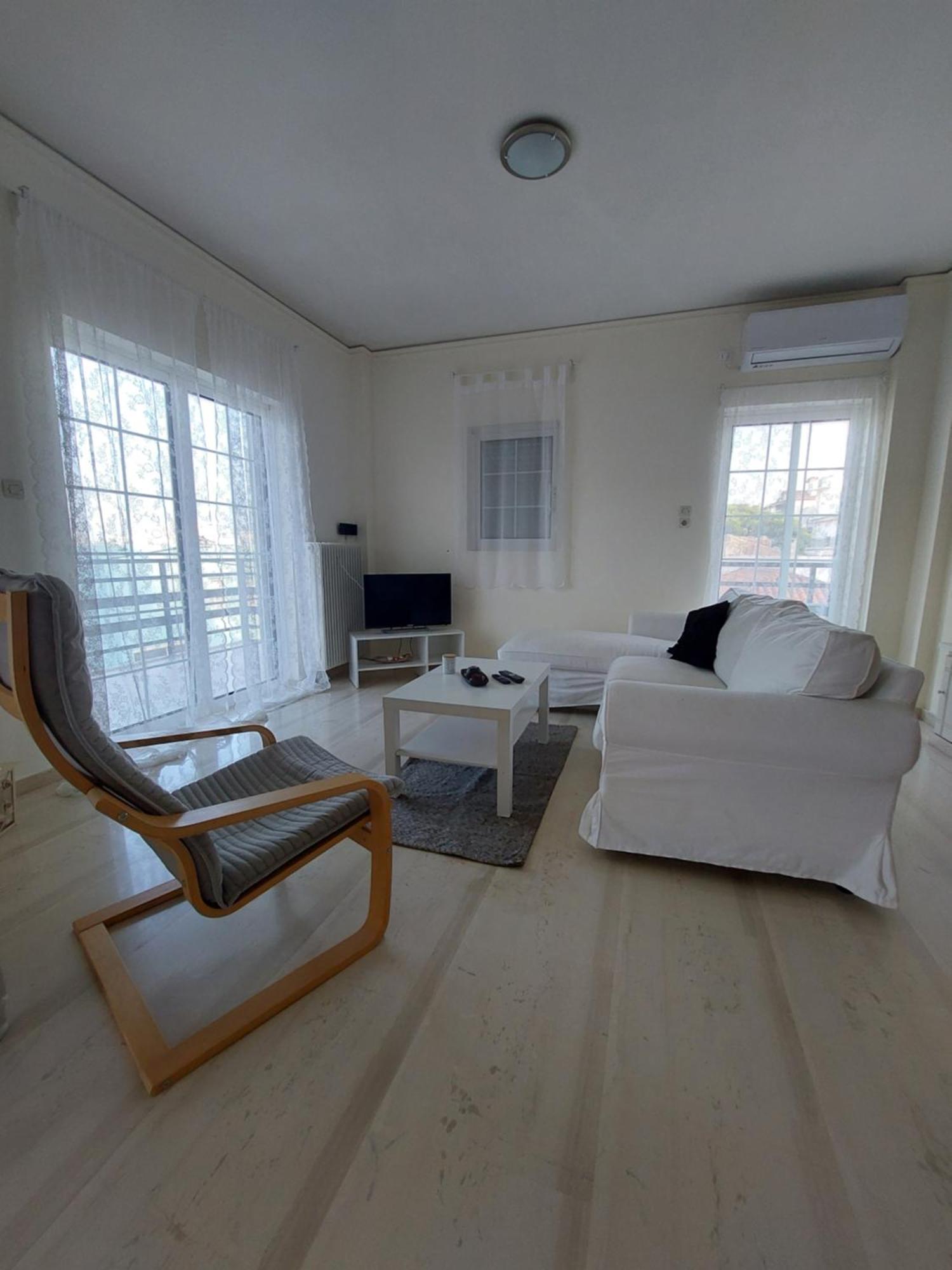Eleni'S Seafront Apartment 아르테미다 외부 사진